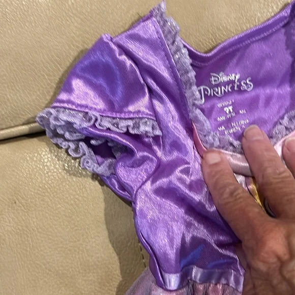 Disney’s Rapunzel little girls costume and purples and pinks 2T - Picture 3 of 5